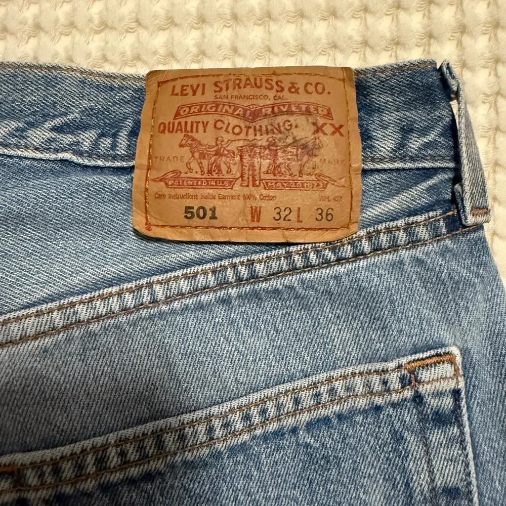 Vintage Levi’s 501 Jeans - Picture 5 of 7
